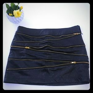 NWT Ligali Black Miniskirt Size Medium